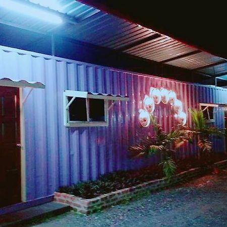 5 Stone Cabin Chalet Taiping Extérieur photo